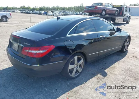2013 Mercedes-Benz E 350 4Matic z USA, uszkodzony, nr VIN WDDKJ8JB6DF197320